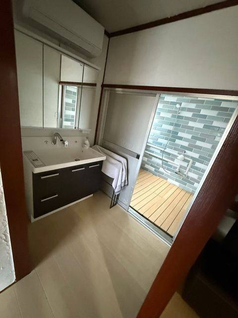 Blue House — 1 Bedroom House in Sakamoto-cho, Yokosuka — photo 3 of 10