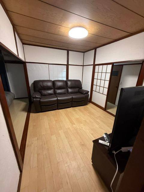 Blue House — 1 Bedroom House in Sakamoto-cho, Yokosuka — photo 8 of 10
